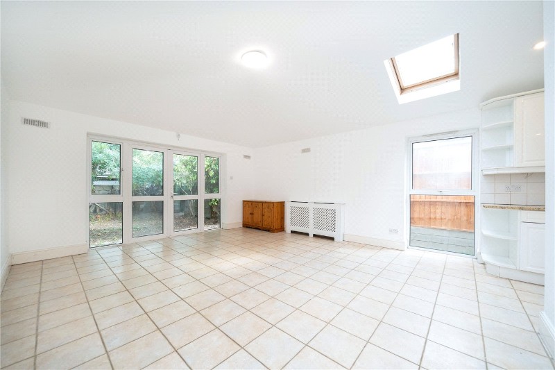 Johns Avenue, London, NW4