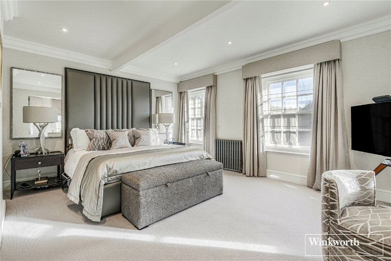 Barley Mow Road, Englefield Green, Surrey, TW20