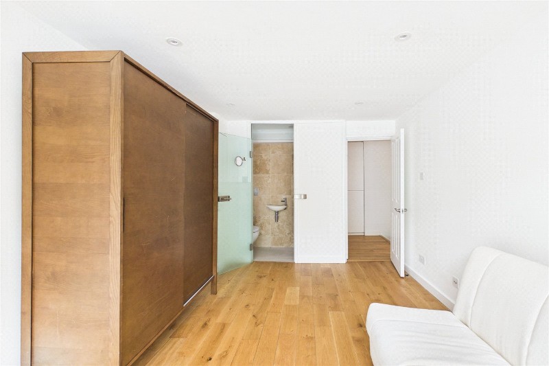 Shakespeare Road, London, SE24