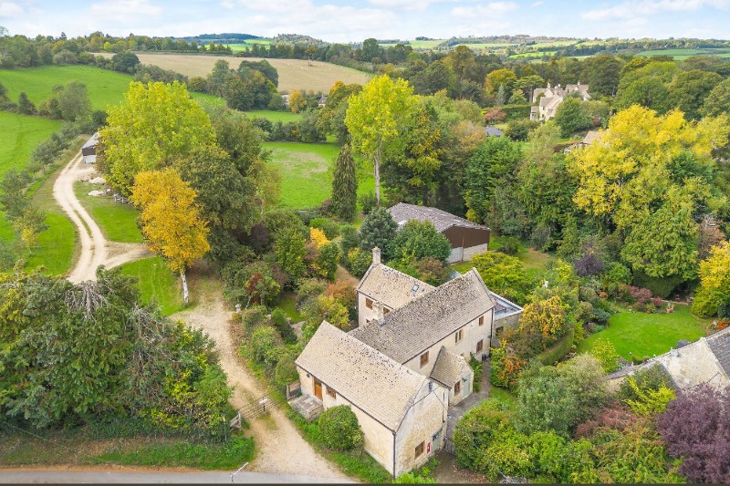 Kilham Lane, Shipton Oliffe, Cheltenham, Gloucestershire, GL54