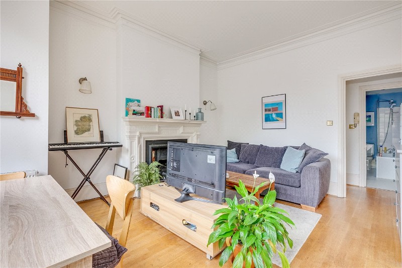 New Kings Road, Parsons Green/Fulham, London, SW6