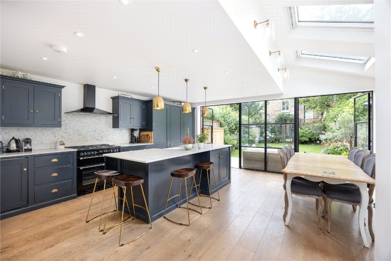 Santos Road, London, SW18