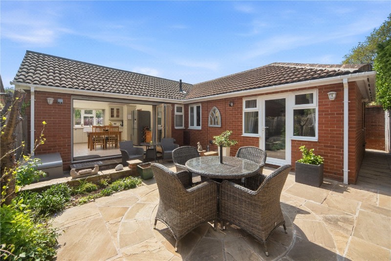 Winston Close, Stratford-upon-Avon, Warwickshire, CV37