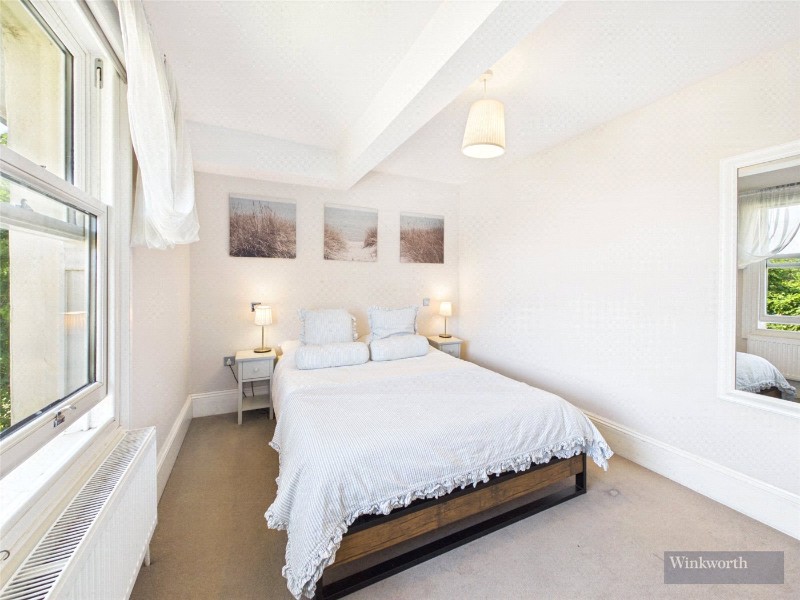 Oak Hill, Surbiton, KT6