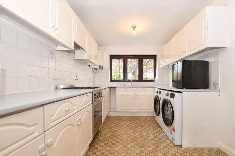 Maryland, Finchampstead, Wokingham, Berkshire, RG40