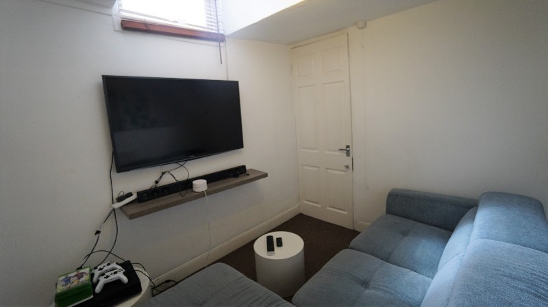Cheltenham Road, Bristol, BS6