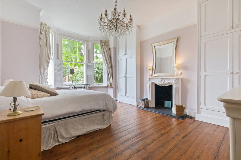 Killieser Avenue, London, SW2