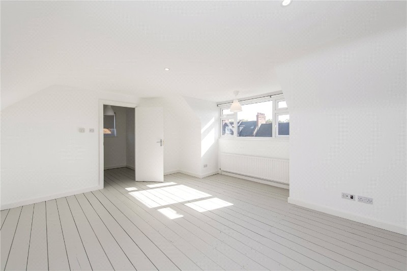 Barcombe Avenue, London, SW2
