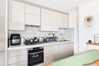 West Drive, London, SW16