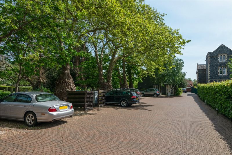 Church Road, Faversham, ME13
