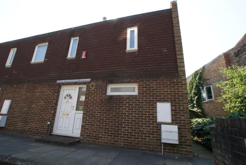 Caradon Way, London, N15