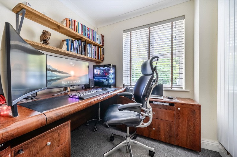 Cliddesden Road, Basingstoke, Hampshire, RG21