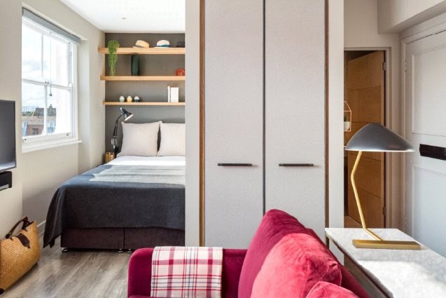 Pinehurst Court, London, W11
