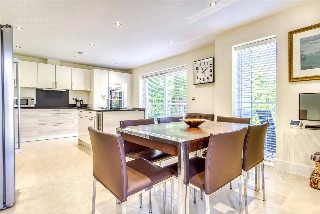 Delhi Close, Lower Parkstone, Poole, BH14