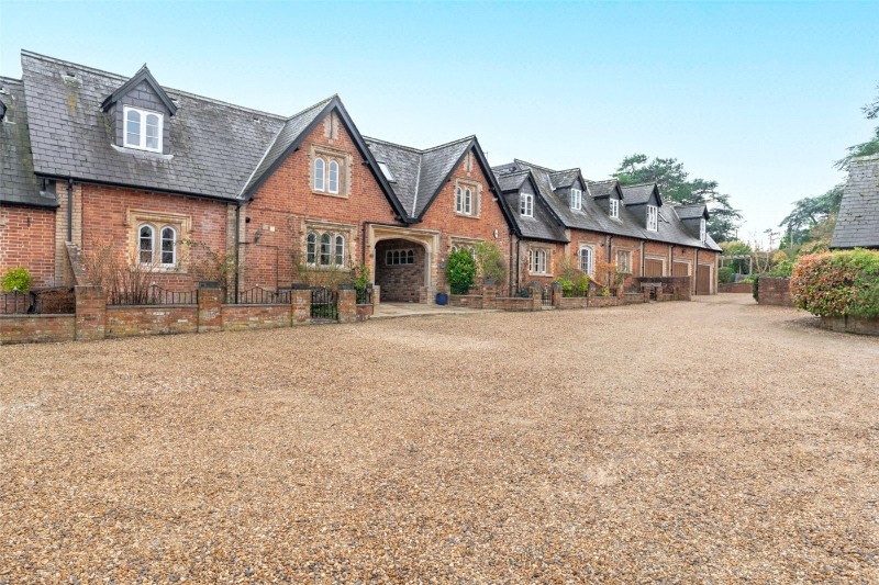 Moortown Drive, Canford Magna, Wimborne, Dorset, BH21