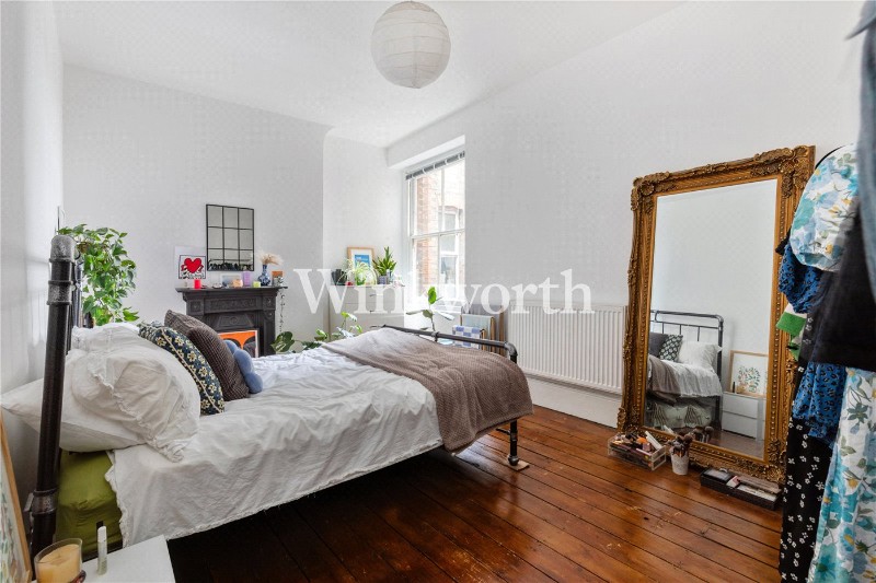 Grand Parade, Green Lanes, London, N4