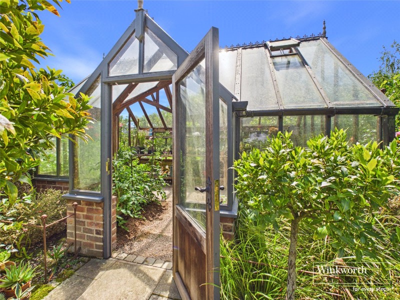 Newbury Road, Headley, Thatcham, Hampshire, RG19