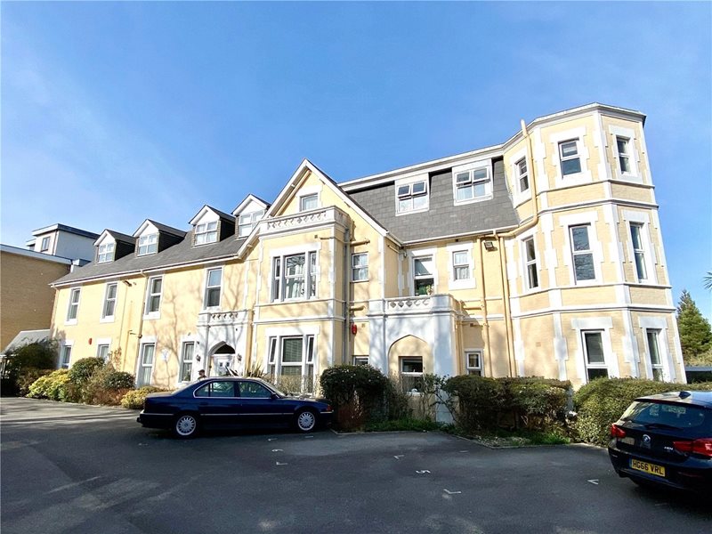 Elmdon Towers, 4 Cambridge Road, Bournemouth, Dorset, BH2