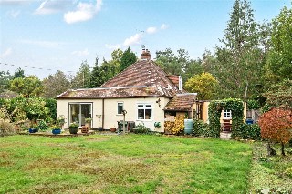 Sandy Lane, Rushmoor, Farnham, Surrey, GU10