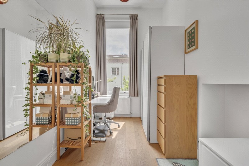Elgin Avenue, London, W9