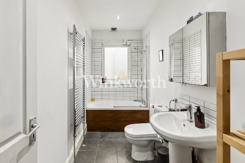 Lansdowne Road, London, N17