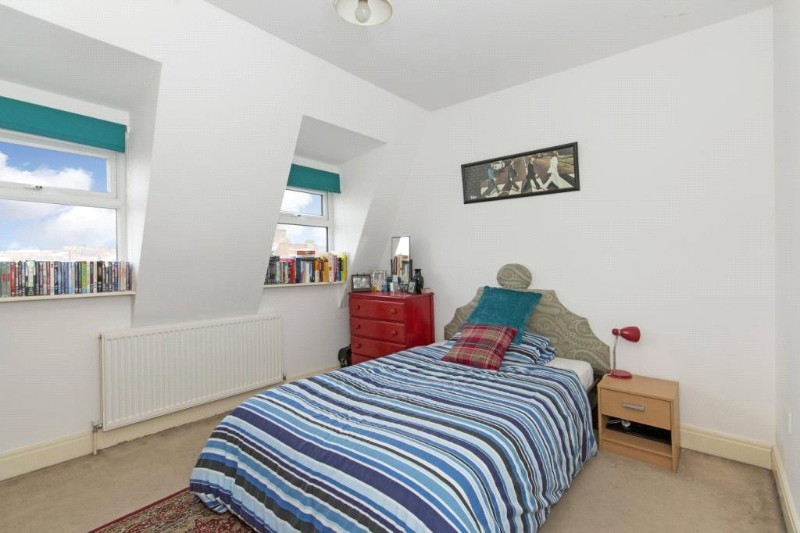 Garratt Lane, London, SW17