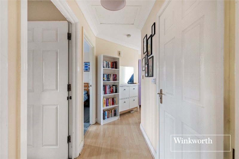 Shillingford Close, Mill Hill East, London, NW7