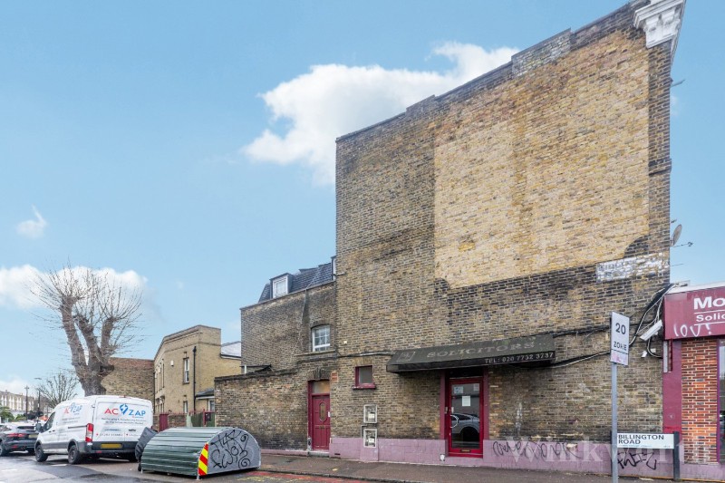 New Cross Road, London, SE14