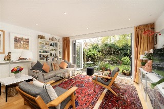 St. Margarets Crescent, London, SW15