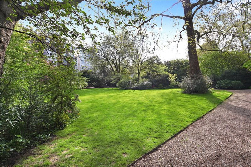Ladbroke Grove, London, W11