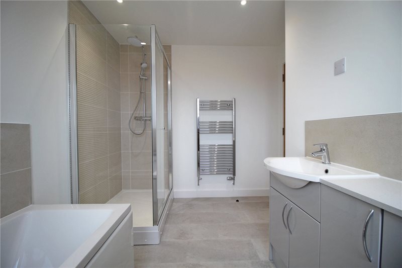 Farnborough Close, Pinchbeck, Spalding, PE11