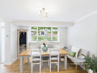Sheep Walk, Emmer Green, Reading, Berkshire, RG4