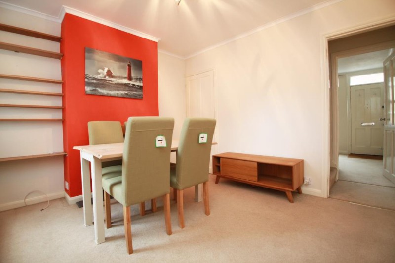 Queens Cottages, Reading, Berkshire, RG1