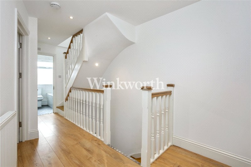 St Albans Crescent, London, N22