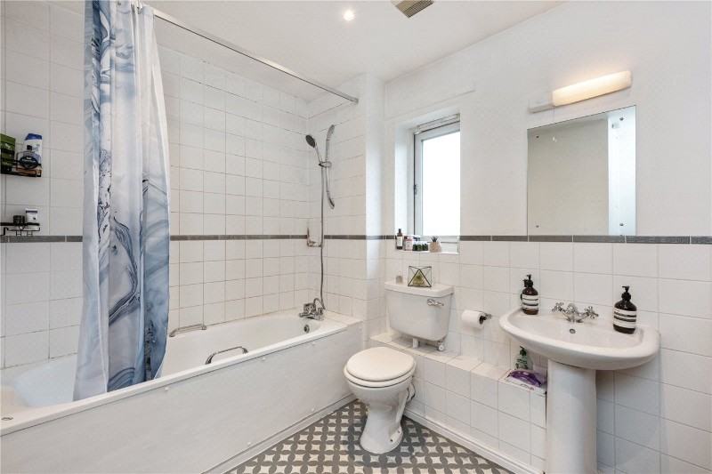 Essex Road, London, N1