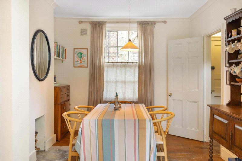Cowley Road, London, SW9