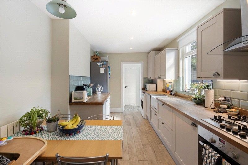Holmesdale Road, London, SE25