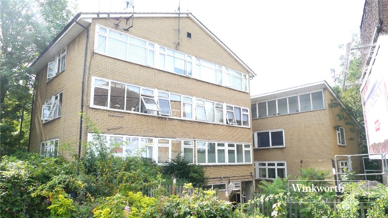 Cat Hill, East Barnet, EN4