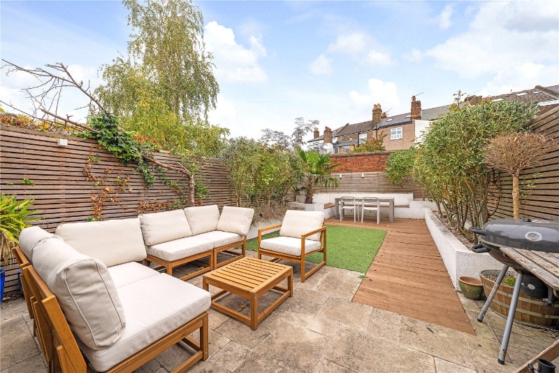 Spurling Road, London, SE22