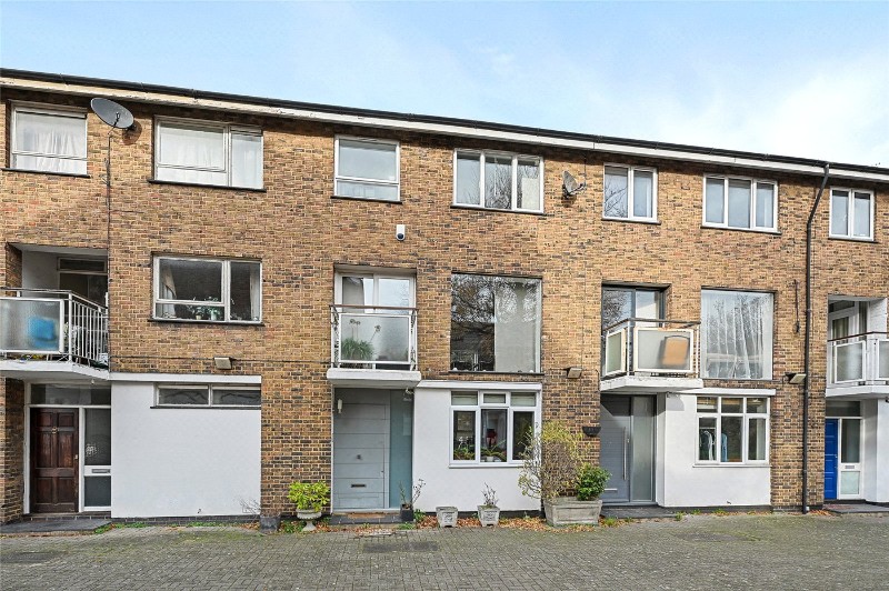 Mylne Close, Upper Mall, London, W6