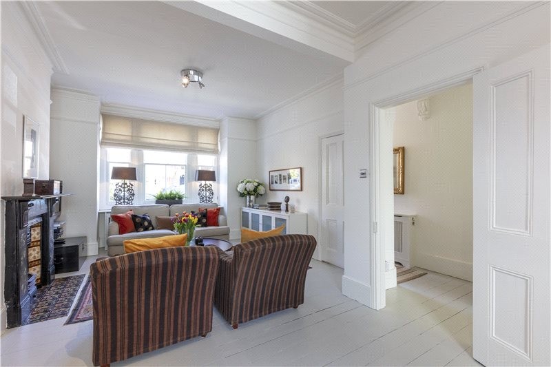 Cleveland Gardens, Barnes, London, SW13
