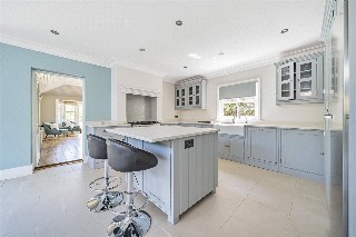 Lickfolds Road, Rowledge, Farnham, Surrey, GU10