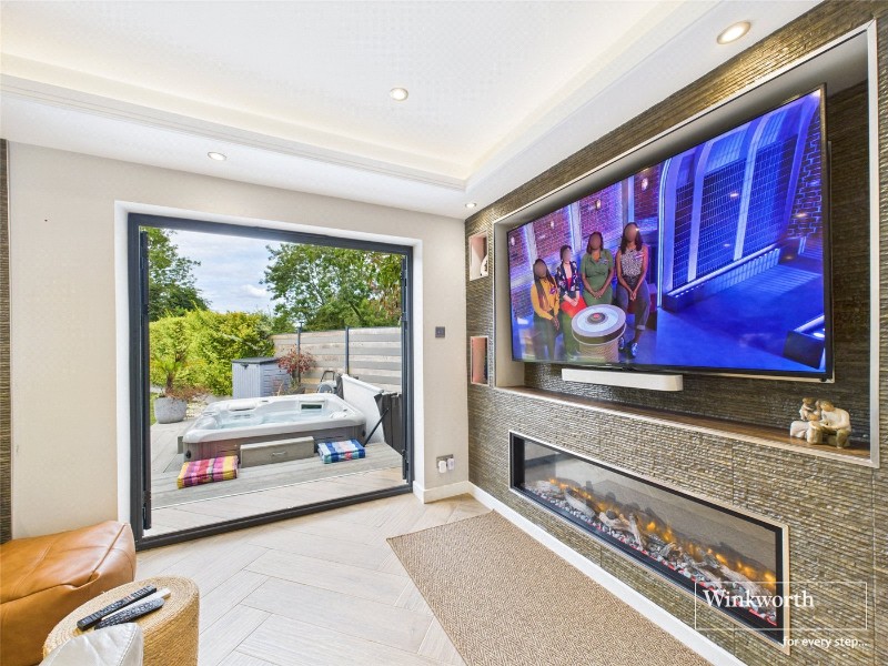 Dewe Lane, Burghfield, Reading, Berkshire, RG30