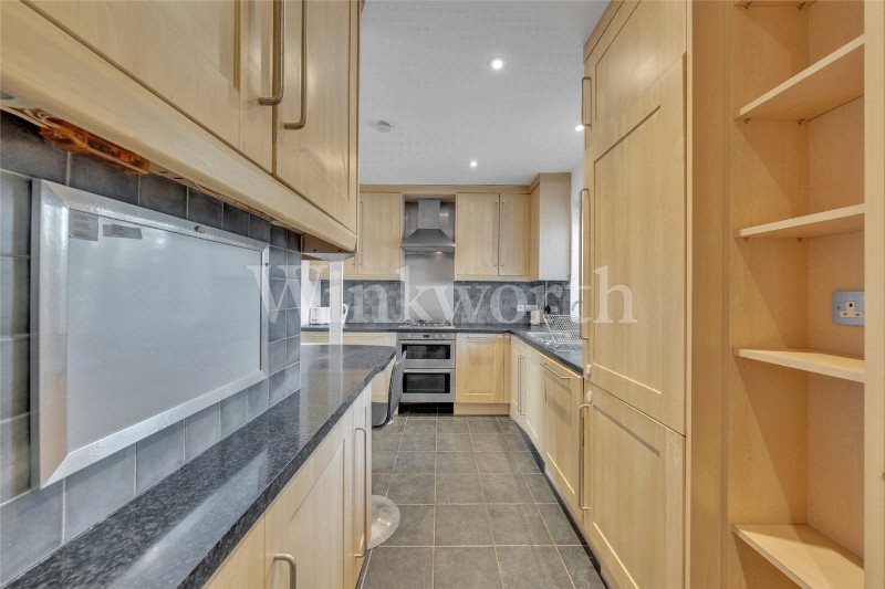 Finchley Road, London, NW11