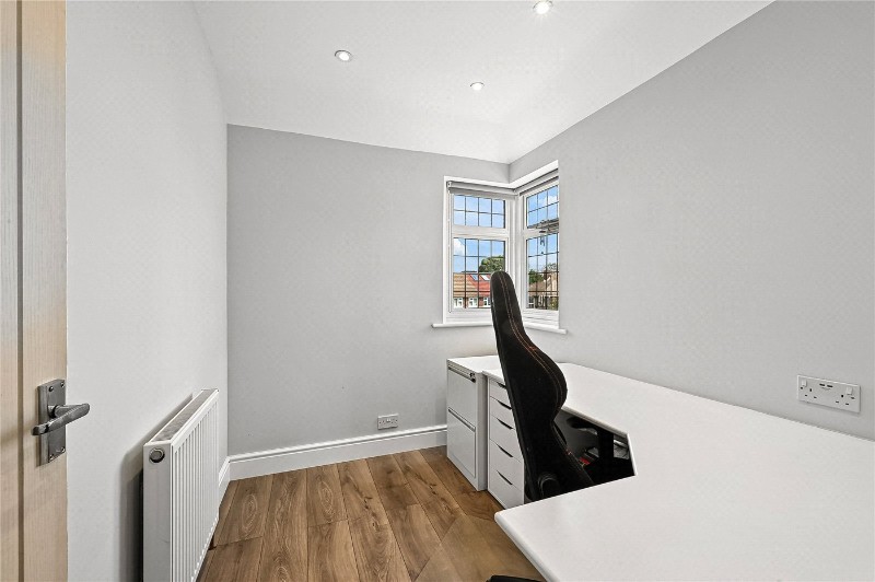 Aviemore Way, Beckenham, BR3