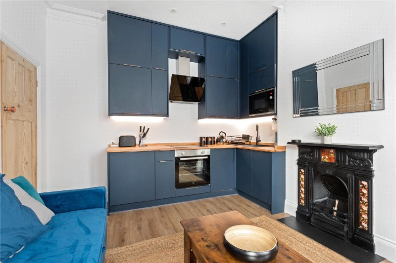 Byton Road, London, SW17