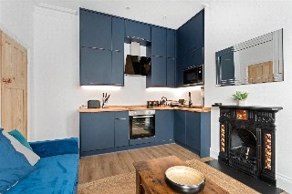 Byton Road, London, SW17
