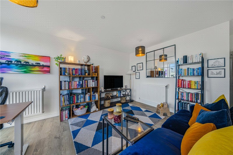 River Rise Close, London, SE8