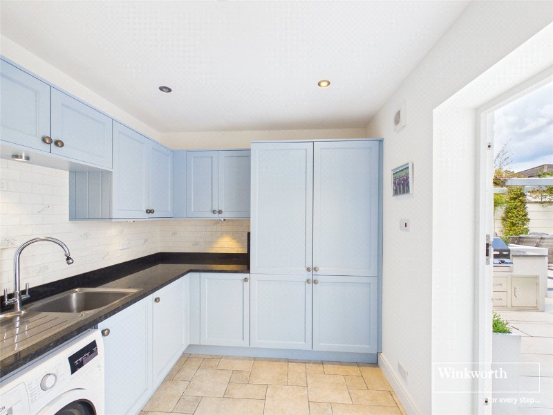 Wayland Close, Bradfield, Reading, Berkshire, RG7