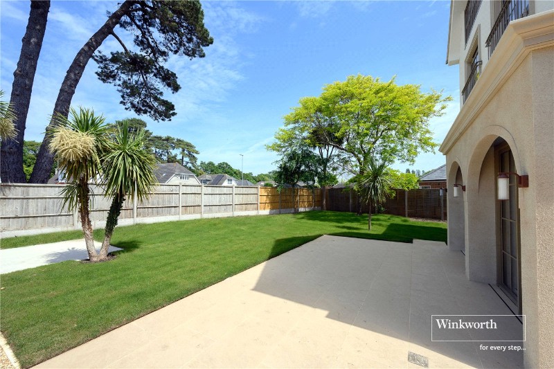 East Cliff Way, Friars Cliff, Christchurch, Dorset, BH23